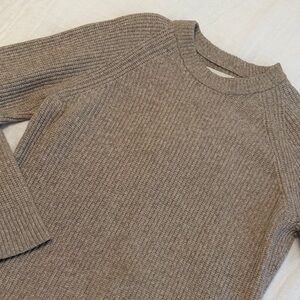 Abercrombie & Fitch Men's Brown Crewneck Sweater